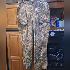 Game Winner Realtree Camo Cargo Pants for Men In A Size Large. Outdoor, Hunting